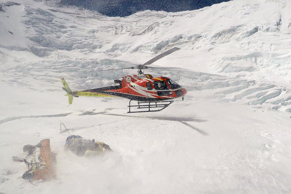 Hành trình về nhà của những thi thể trên đỉnh Everest